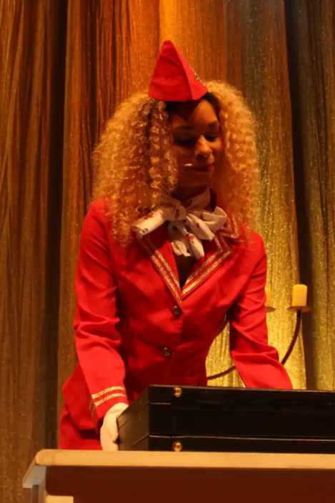Nia Francesca Burlesque Show "Stewardess".