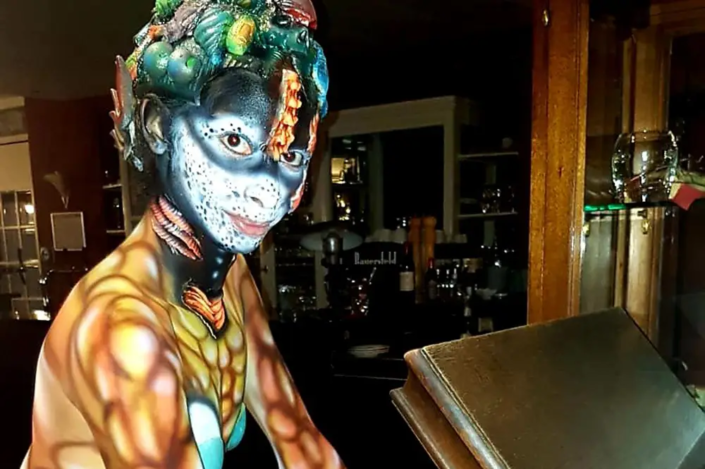 Nia Francesca Special Bodypainting